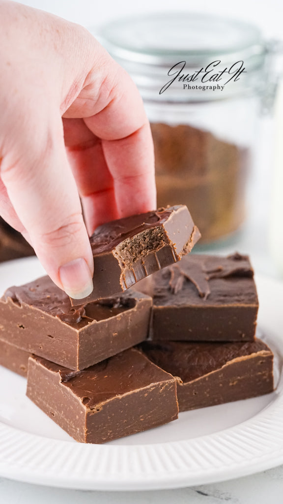 Limited PLR 2-Ingredient Chocolate Fudge