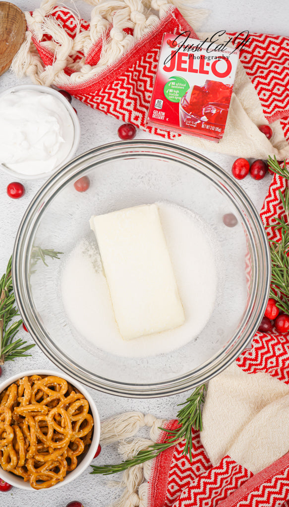 Exclusive Cranberry Pretzel Salad
