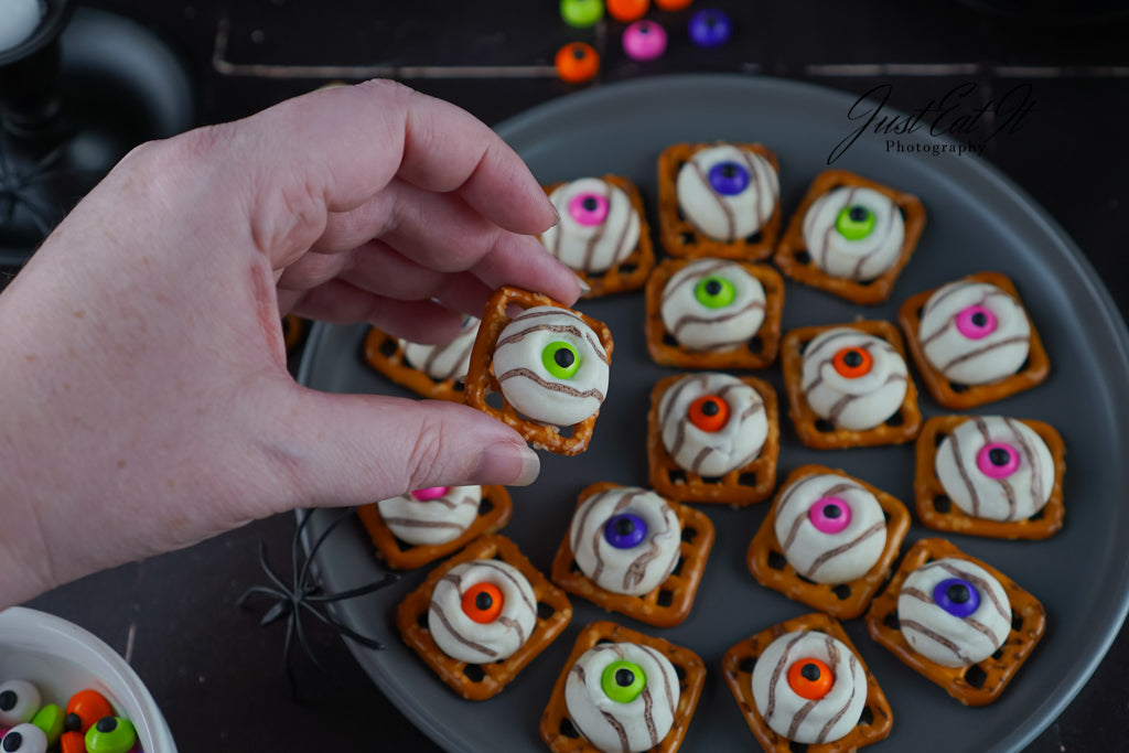 Limited PLR Eyeball Pretzel Bites