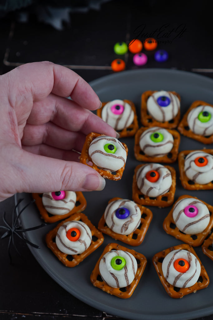 Limited PLR Eyeball Pretzel Bites