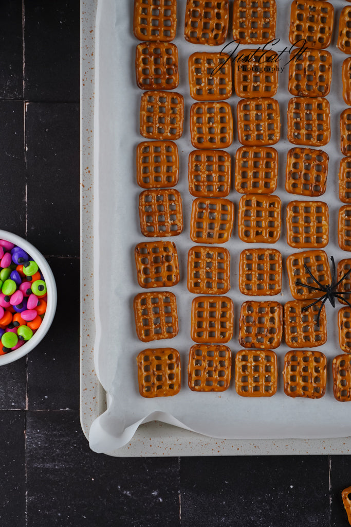 Limited PLR Eyeball Pretzel Bites
