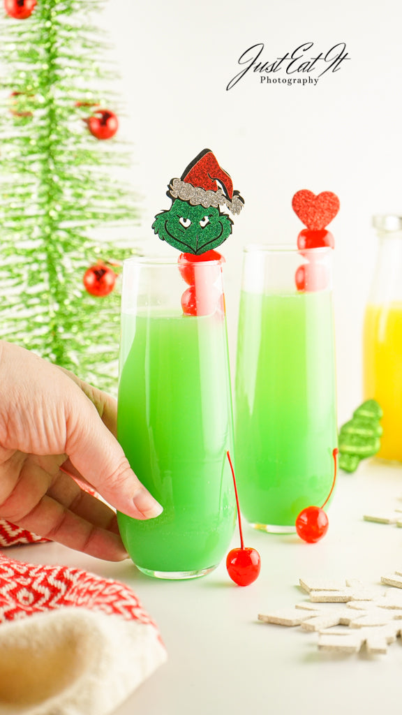 Grinch Mimosa: A Festive Holiday Cocktail - Honeybunch Hunts