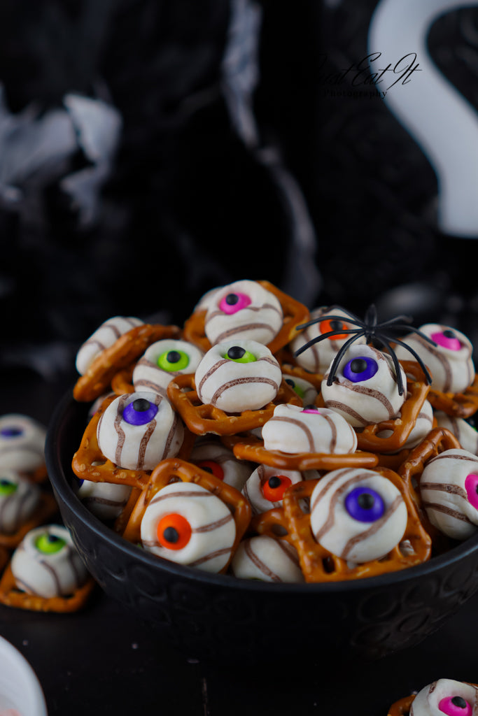 Limited PLR Eyeball Pretzel Bites