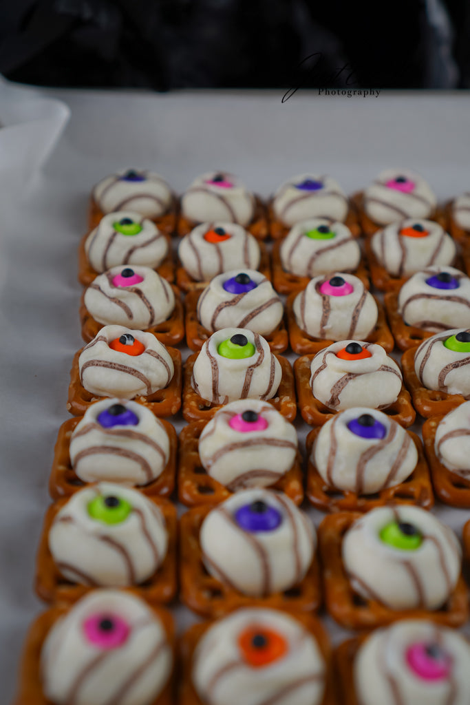 Limited PLR Eyeball Pretzel Bites