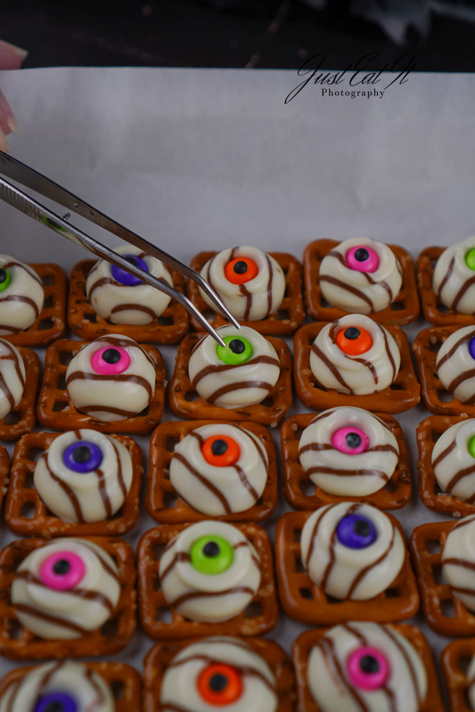 Limited PLR Eyeball Pretzel Bites