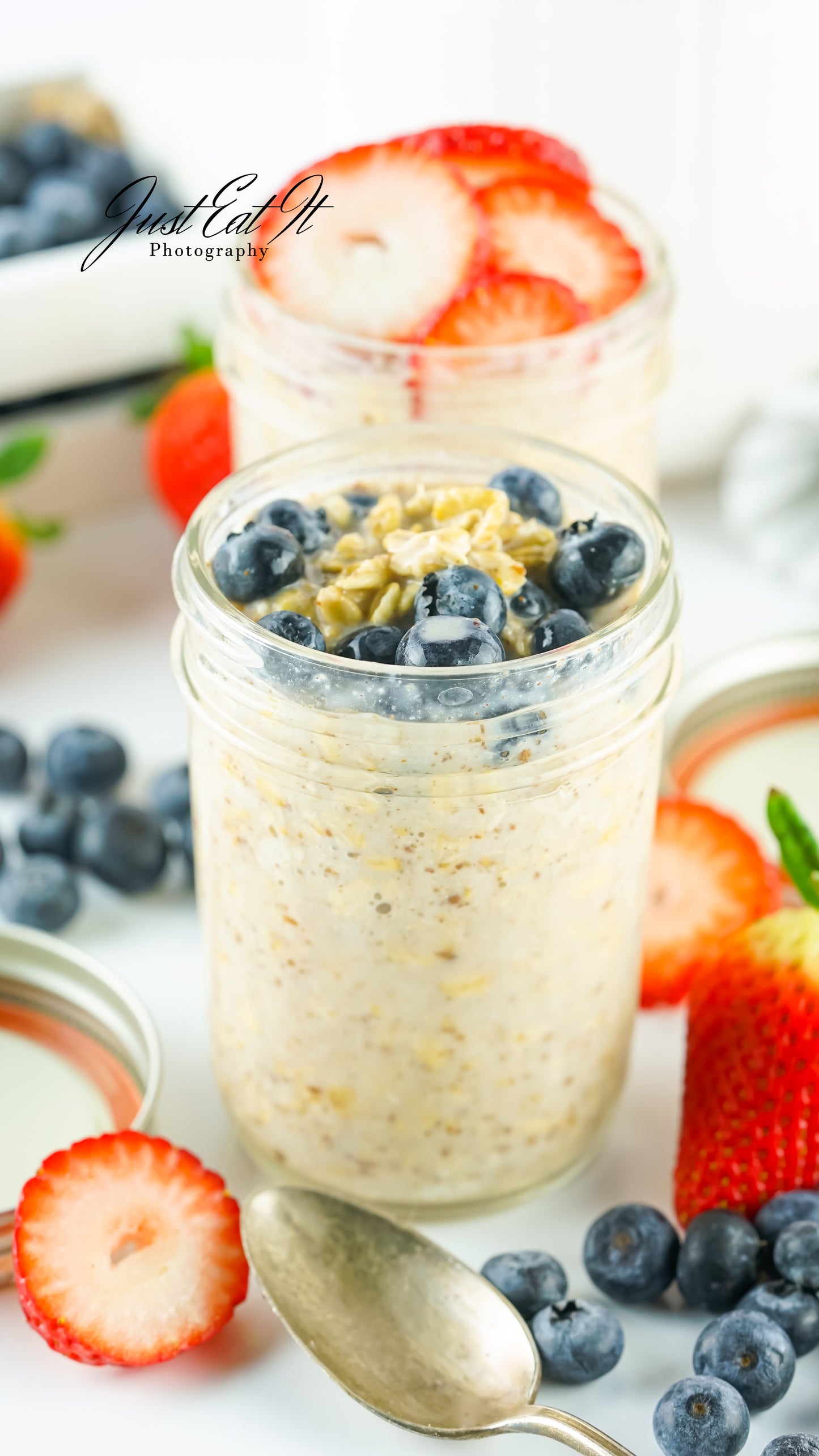 lactation overnight oats-23.jpg