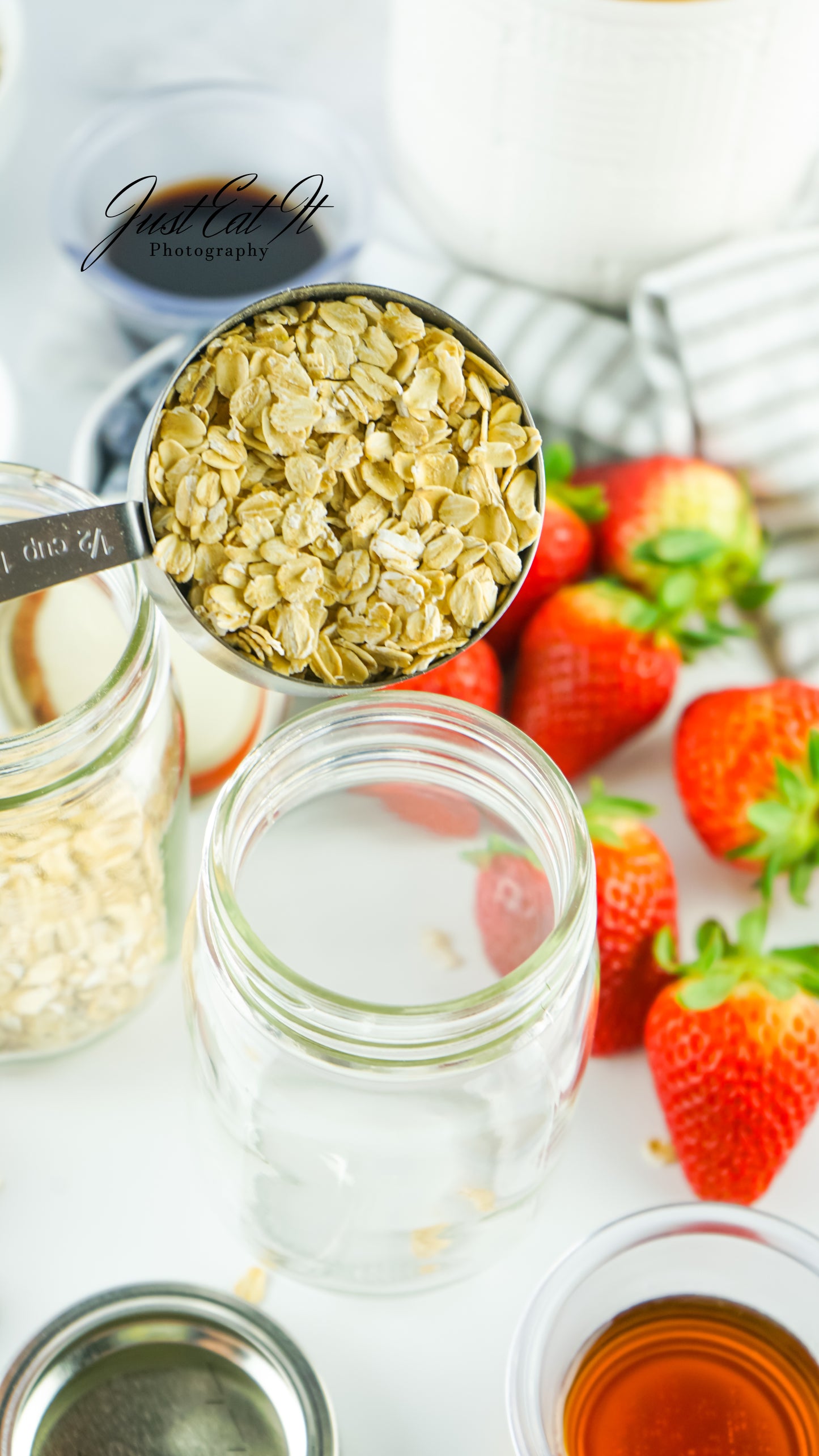 lactation overnight oats-16.jpg